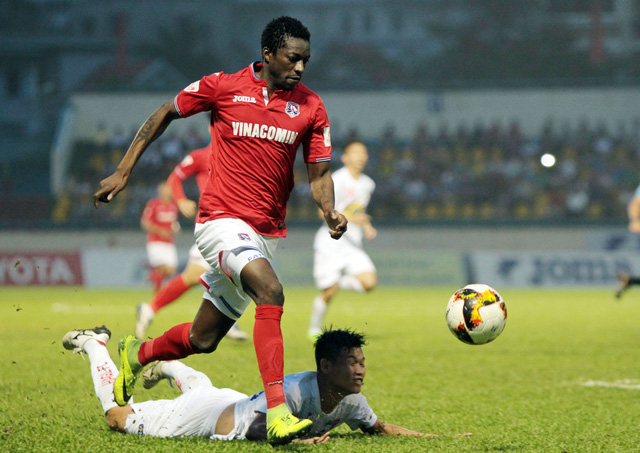 Than Quang Ninh và Hà Nội FC gặp khó ở AFC vì lực lượng