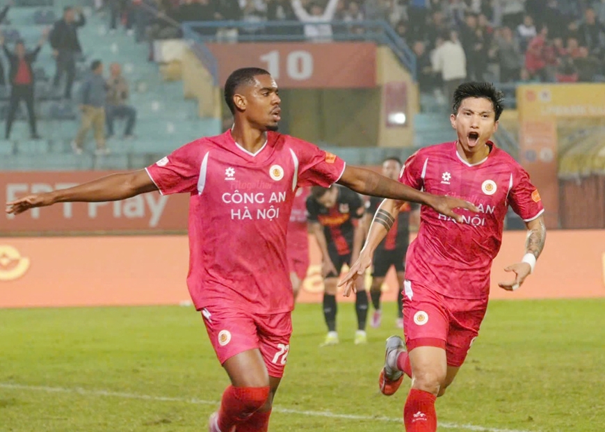 Bảng xếp hạng V-League 2025-2026 sau vòng 12: Ngôi đầu đổi chủ