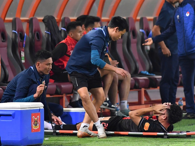 Nối tiếp Hiểu Minh và Văn Trường, Thái Sơn mong muốn bác sĩ mổ dây chằng cho mình là…