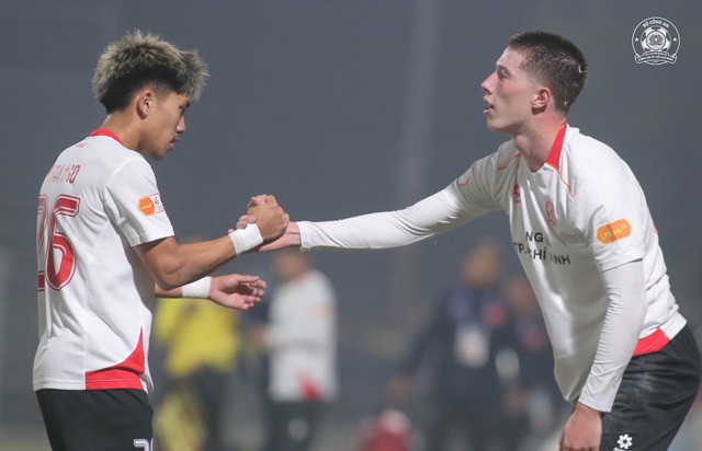 Việt kiều thay nhau tỏa sáng ở V-League: Thầy Kim đừng bỏ lỡ ‘kho báu’